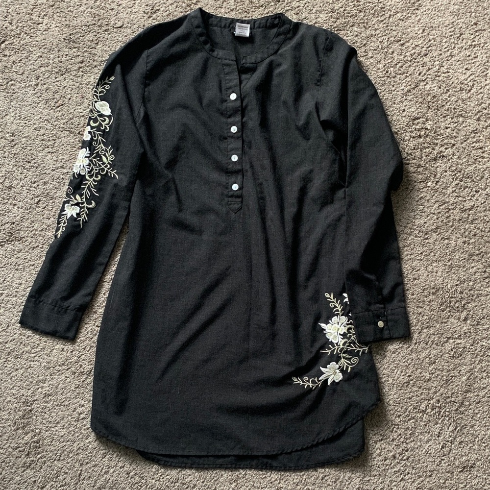 Artizara Black Floral Embroidered Tunic Shirt Muslim Modest Shirtdress Top S